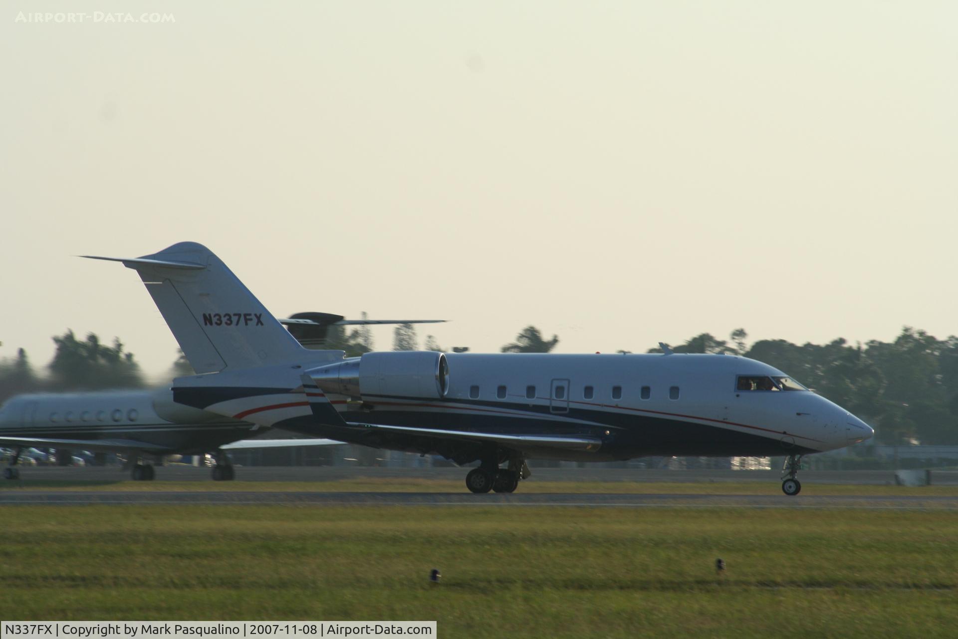 N337FX, 2006 Bombardier Challenger 604 (CL-600-2B16) C/N 5647, CL-600-2B16