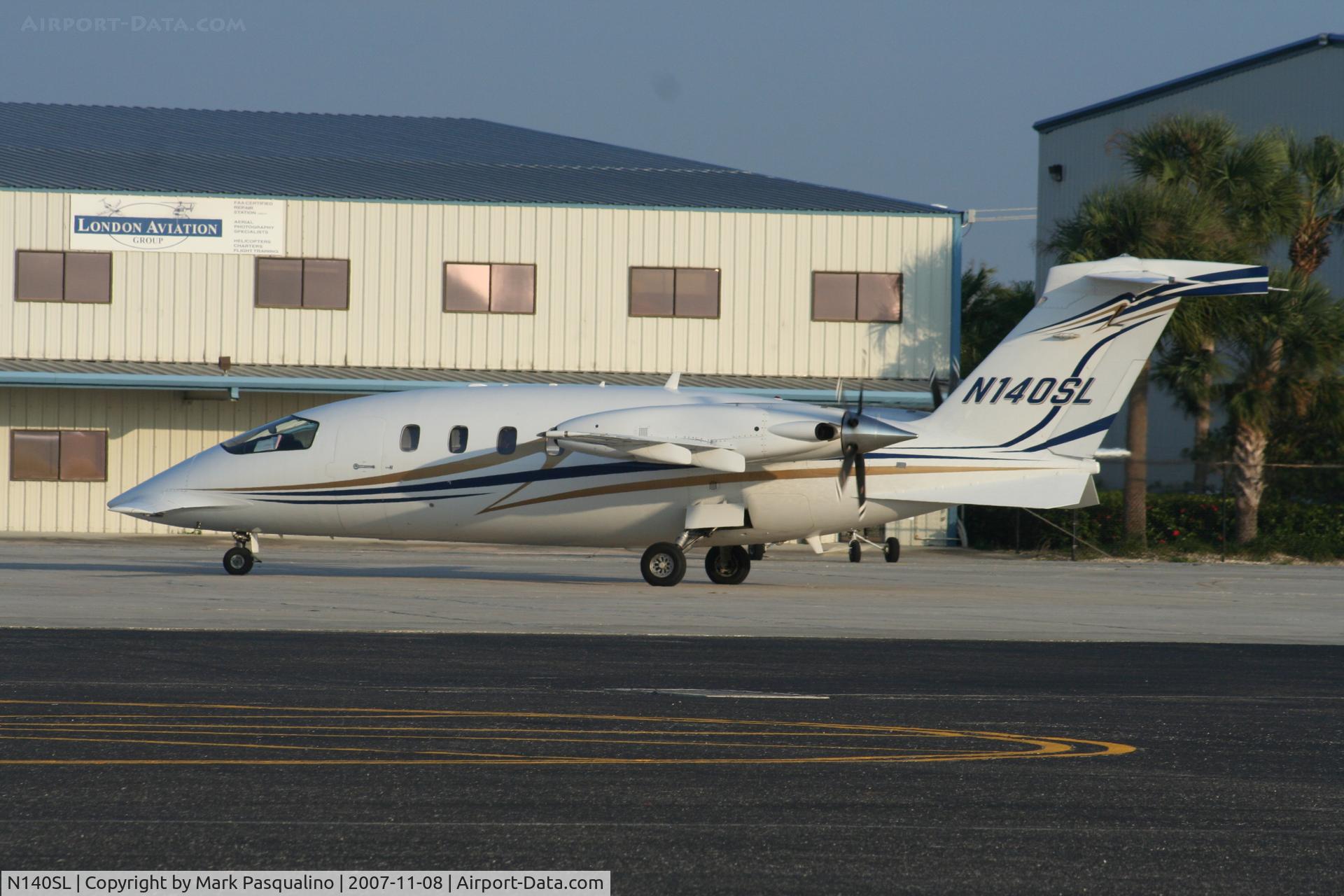 N140SL, 2005 Piaggio P-180 Avanti II C/N 1107, Piaggio P180