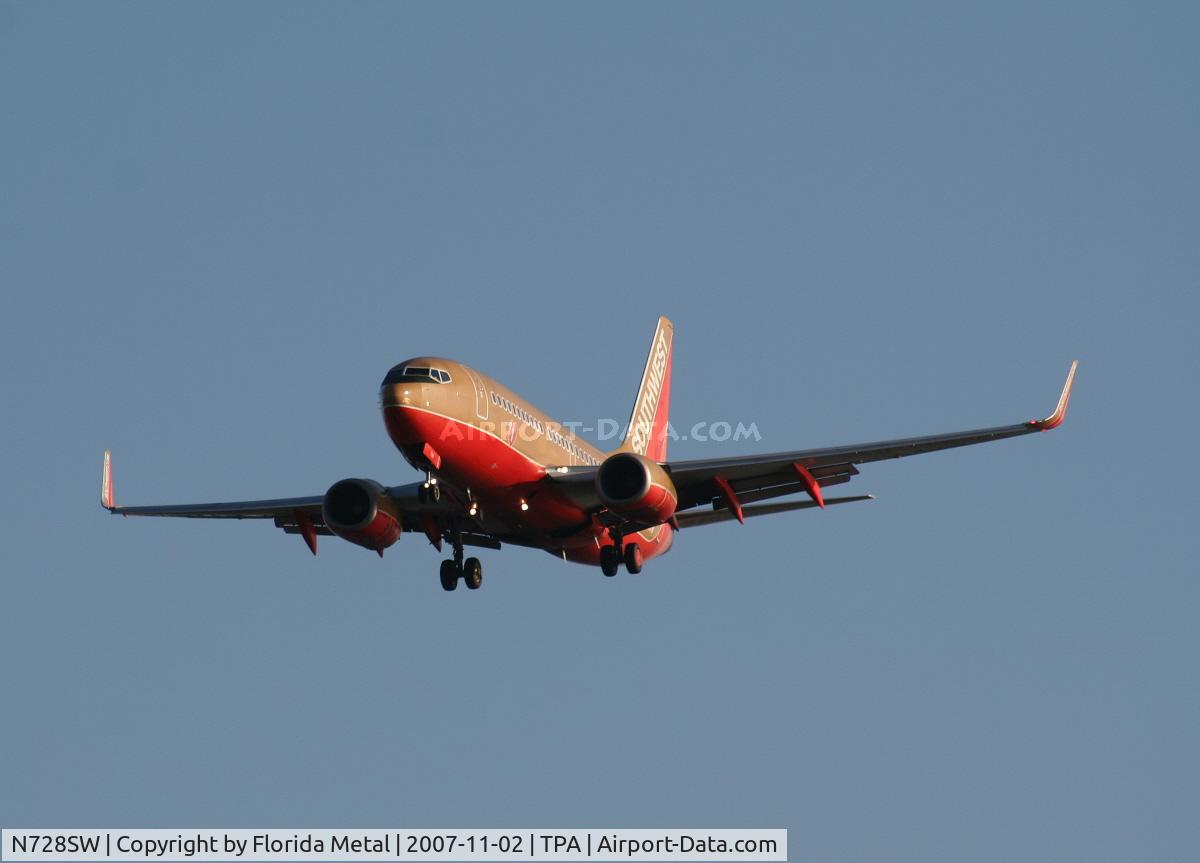 N728SW, 1999 Boeing 737-7H4 C/N 27860, Southwest