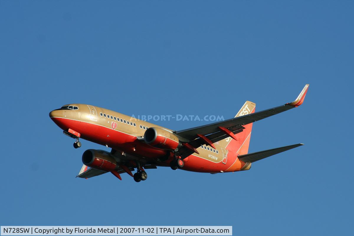 N728SW, 1999 Boeing 737-7H4 C/N 27860, Southwest