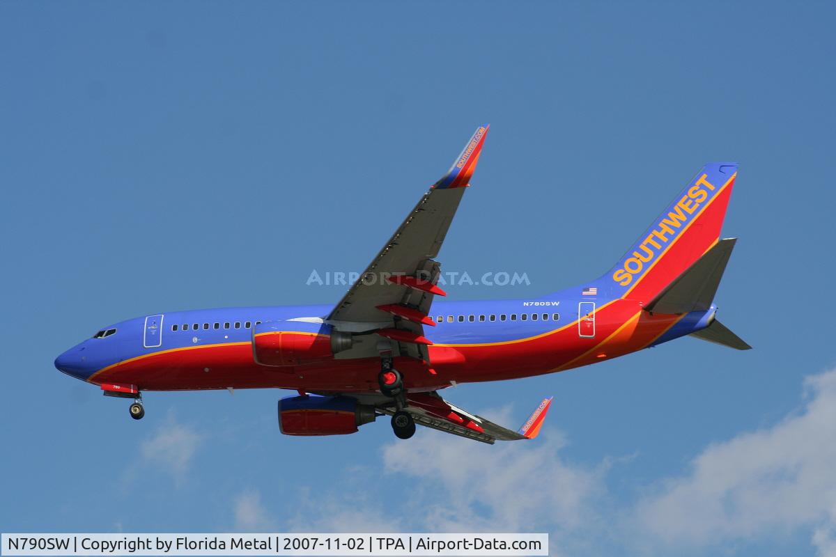 N790SW, 2000 Boeing 737-7H4 C/N 30604, Southwest