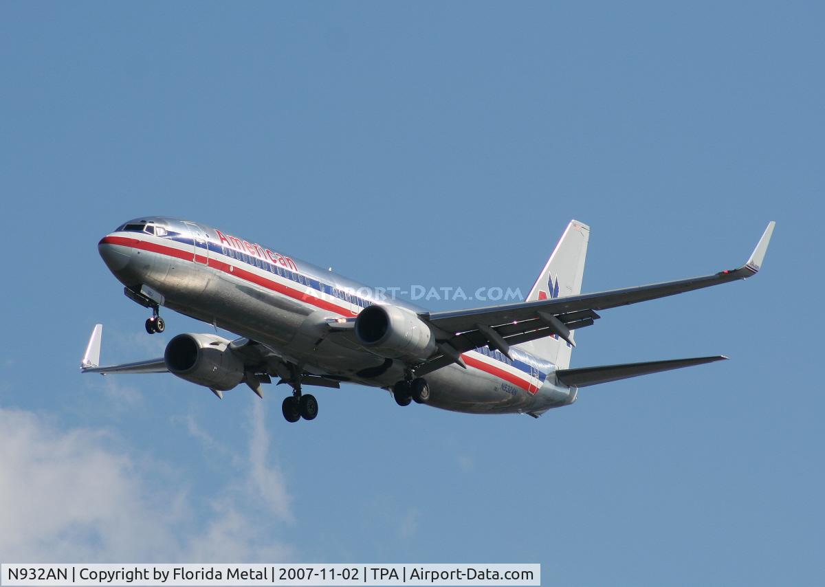 N932AN, 2000 Boeing 737-823 C/N 29530, American