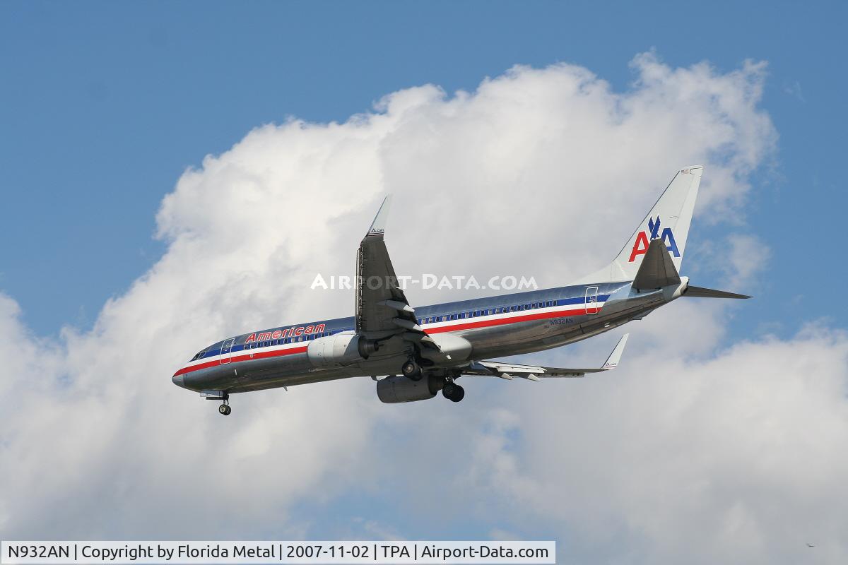 N932AN, 2000 Boeing 737-823 C/N 29530, American