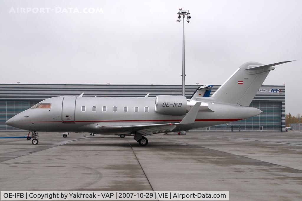 OE-IFB, 2007 Bombardier Challenger 605 (CL-600-2B16) C/N 5704, Vistajet CL600 Challenger