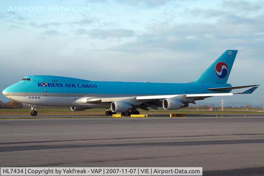 HL7434, 2002 Boeing 747-4B5F/SCD C/N 32809, Korean Air Boeing 747-400