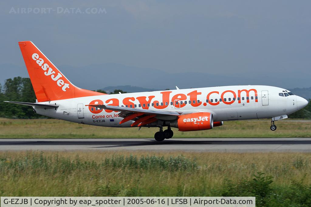 G-EZJB, 2000 Boeing 737-73V C/N 30236, landing on rwy 16