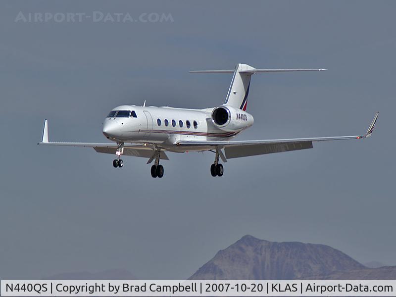 N440QS, 2005 Gulfstream Aerospace GIV-X (G450) C/N 4025, NetJets Aviation / 2005 Gulfstream Aerospace GIV-X (G450) / My 3500th upload.
