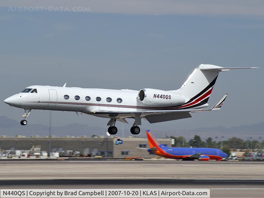 N440QS, 2005 Gulfstream Aerospace GIV-X (G450) C/N 4025, NetJets Aviation / 2005 Gulfstream Aerospace GIV-X (G450)