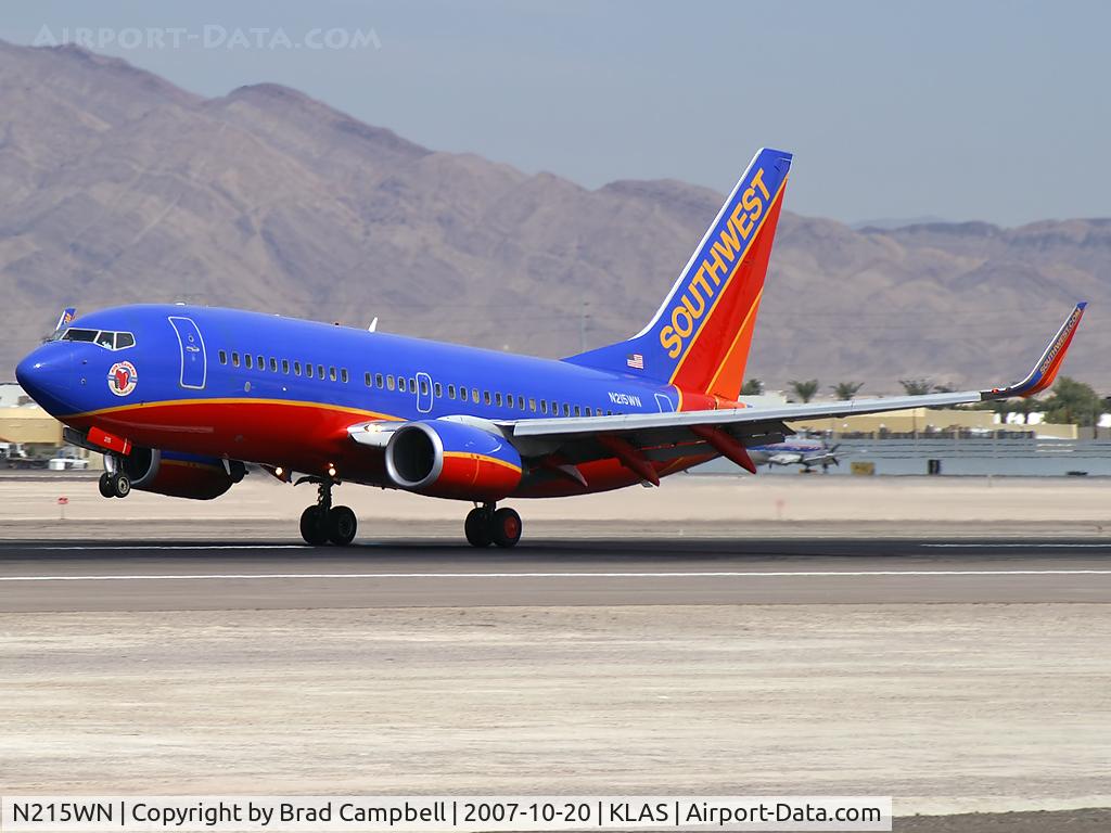 N215WN, 2005 Boeing 737-7H4 C/N 32487, Southwest Airlines - 'Ron Chapman - LUV is On-the-Air' / 2005 Boeing 737-7H4