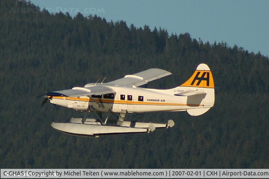C-GHAS, 1958 De Havilland Canada DHC-3 Otter C/N 284, Seen over Grouse Mountain after take-off from Coal Harbour