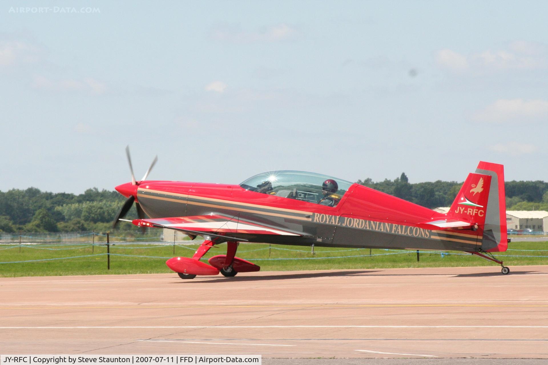JY-RFC, 2007 Extra EA-300 C/N 1241, Royal International Air Tattoo 2007