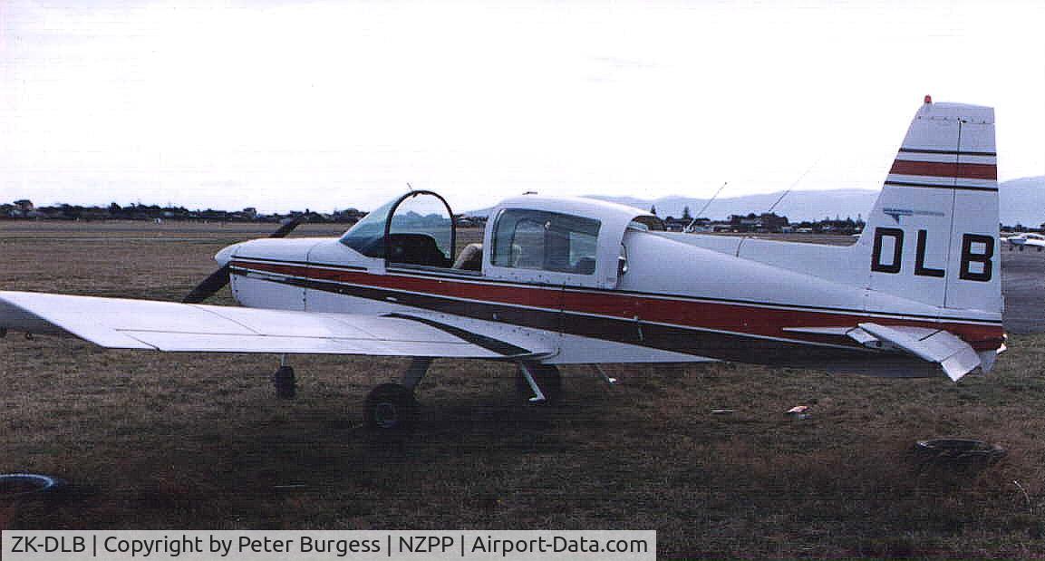 ZK-DLB, Grumman American AA-5 Traveler C/N AA5-0439, ZK-DLB looking a little sad in 1997 at Paraparaumu before I sold it to current owner in New Plymouth