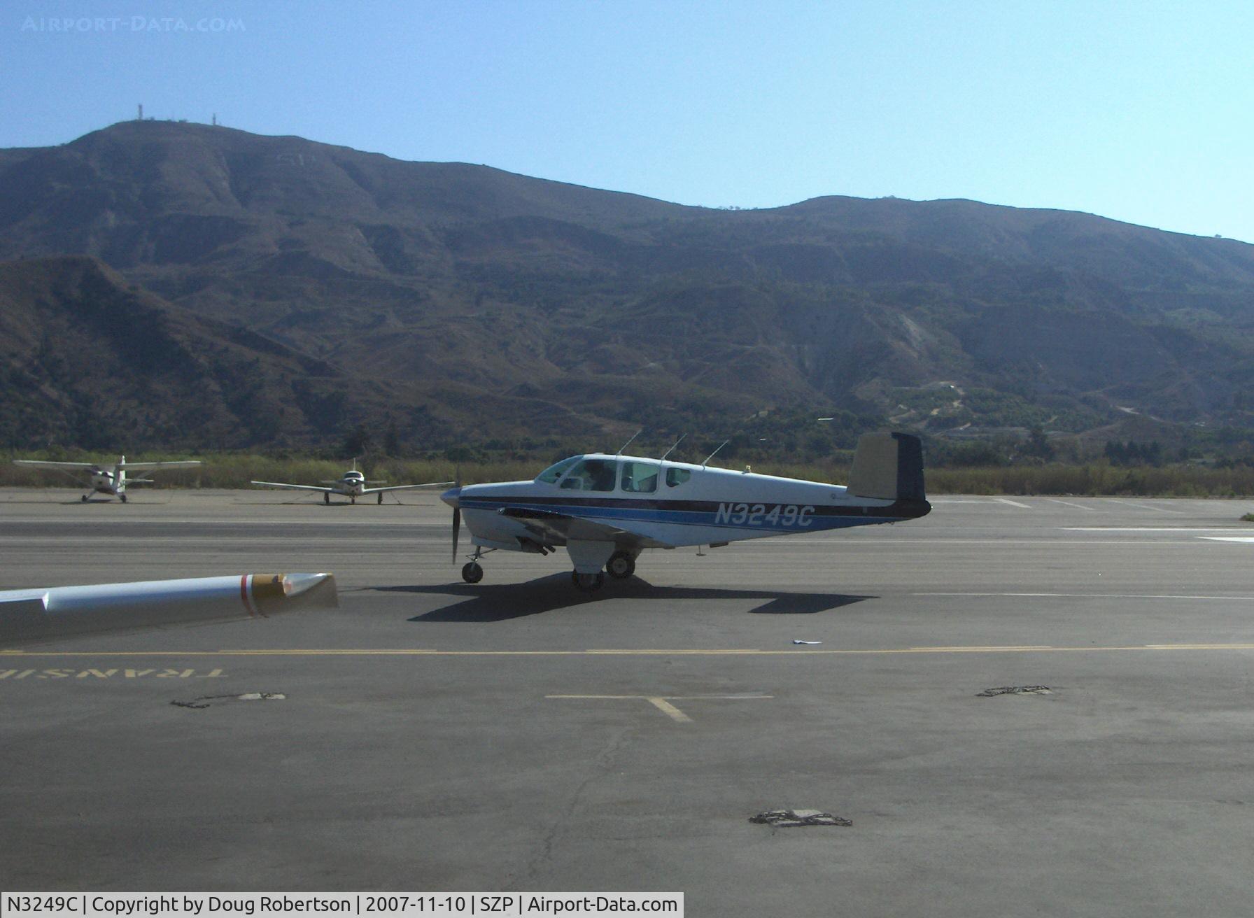 N3249C, 1954 Beech E35 C/N D-3914, 1954 Beech E35 BONANZA, Continental E-225-8 225 Hp, taxi