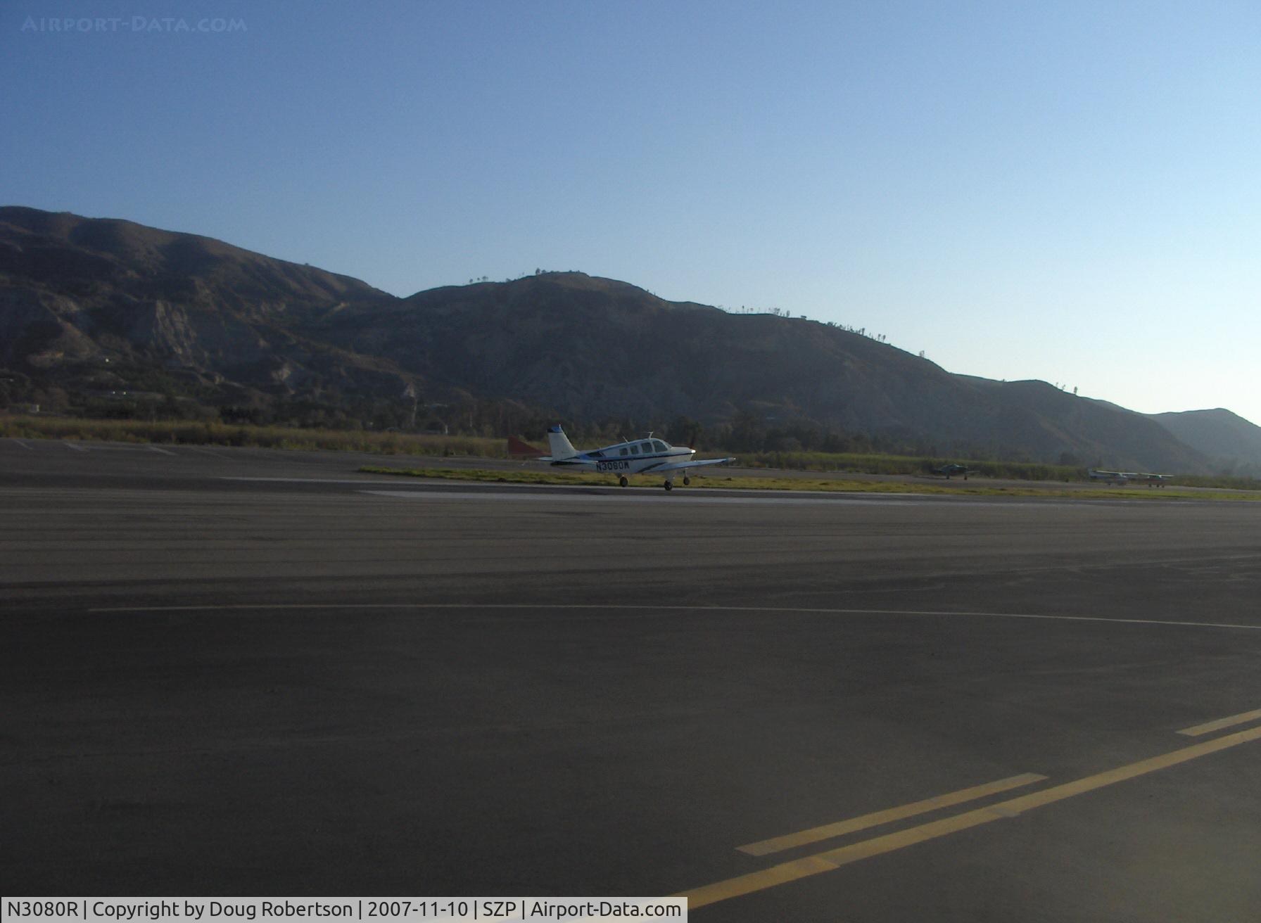 N3080R, 1987 Beech A36 Bonanza 36 C/N E-2390, 1987 Beech A36 BONANZA, Continental IO-550-B 300 Hp, liftoff Rwy 22