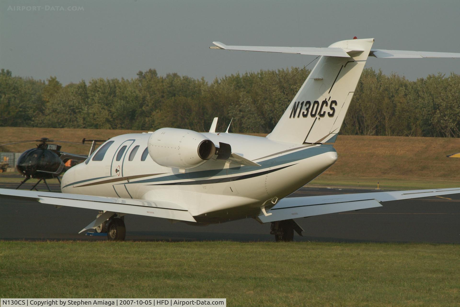 N130CS, 2002 Cessna 525 Citation CJ1 C/N 525-0490, At the AOPA Expo...