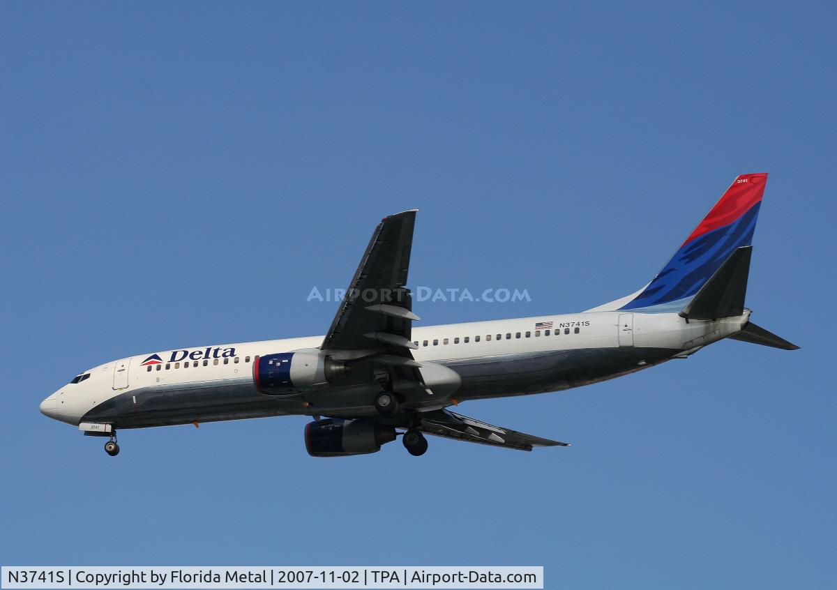 N3741S, 2001 Boeing 737-832 C/N 30487, Delta