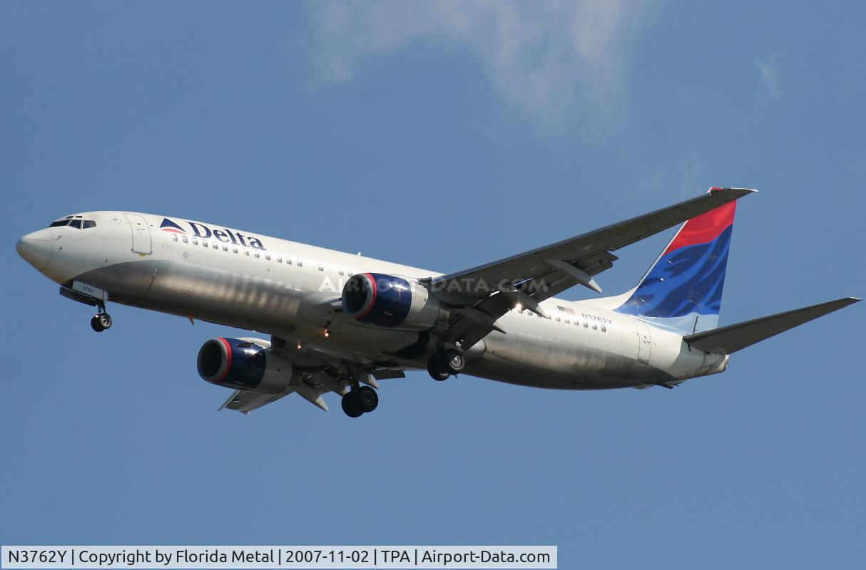 N3762Y, 2001 Boeing 737-832 C/N 30817, Delta