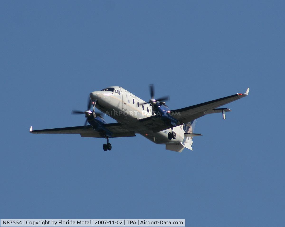 N87554, 1996 Raytheon Aircraft Company 1900D C/N UE-227, Continental Connection