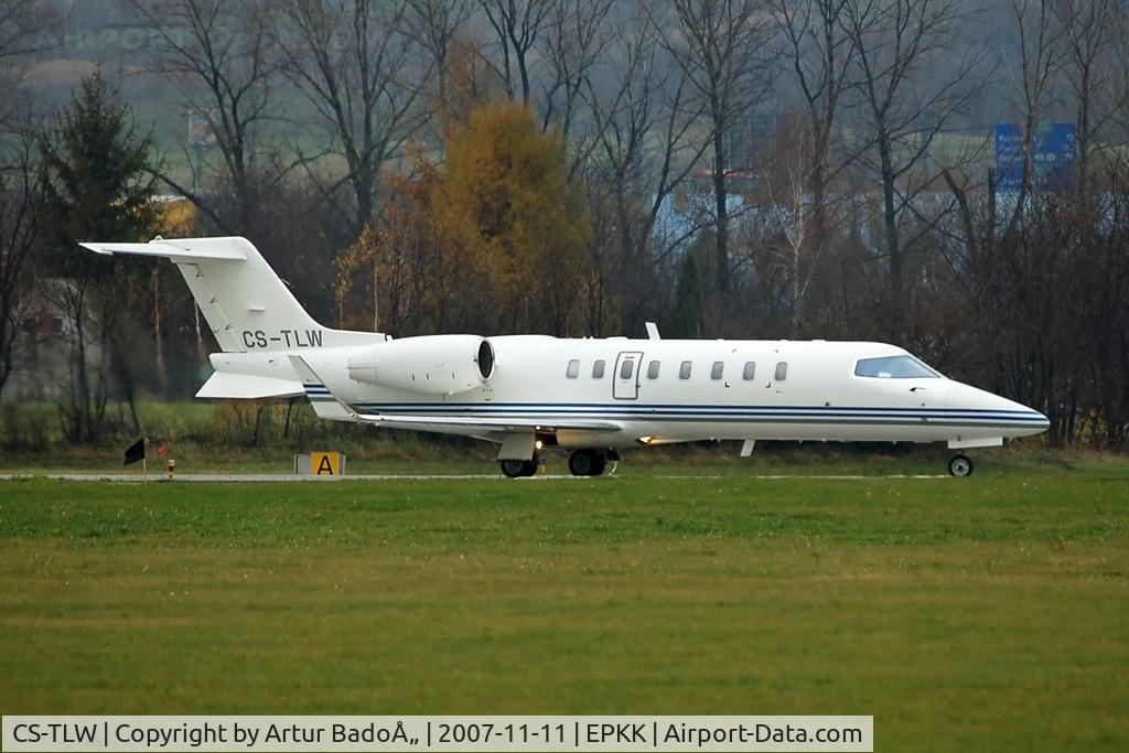 CS-TLW, 2001 Learjet 45 C/N 45-144, Omni