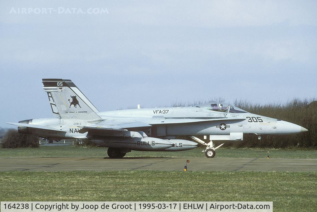 164238, 1991 McDonnell Douglas F/A-18C Hornet C/N 1001/C223, Not often seen in the Netherlands are US Navy aircraft like these. Good to see them!