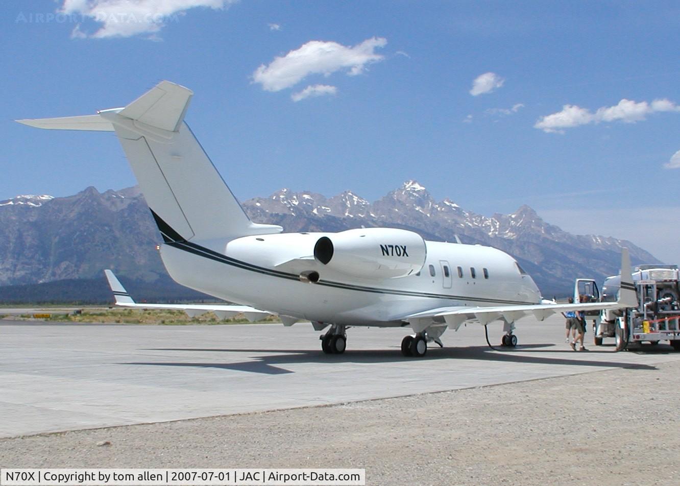 N70X, 1981 Canadair Challenger 600 (CL-600-1A11) C/N 1032, N70X at Jackson, WY