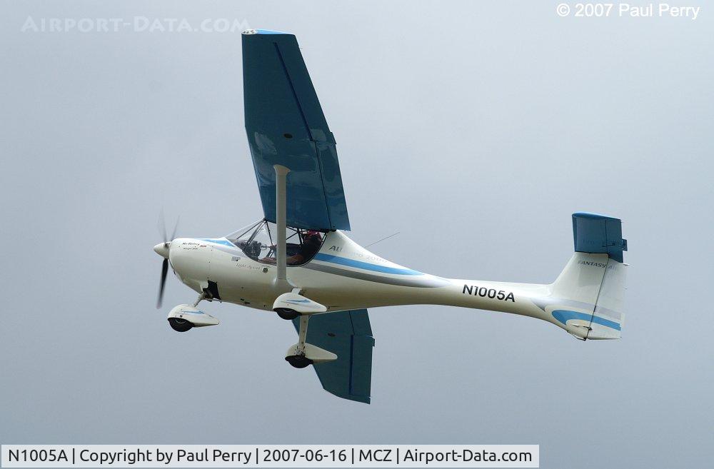 N1005A, 2005 Fantasy Air Allegro 2000 C/N 05-039, Wasn't here long, but she was a welcome sight