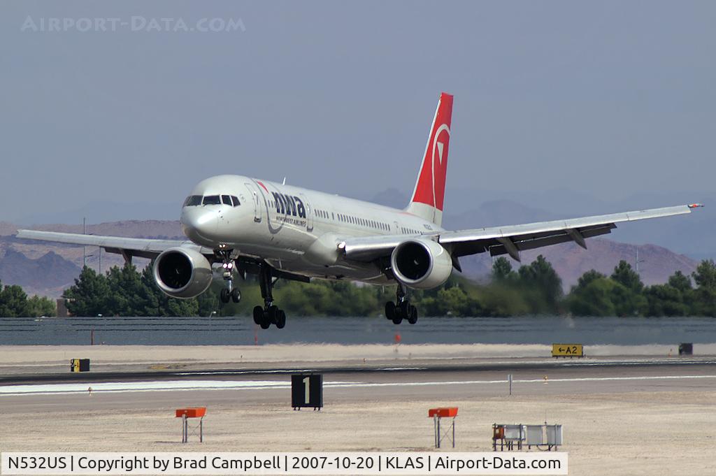 N532US, 1988 Boeing 757-251 C/N 24263, Northwest Airlines / 1988 Boeing 757-251