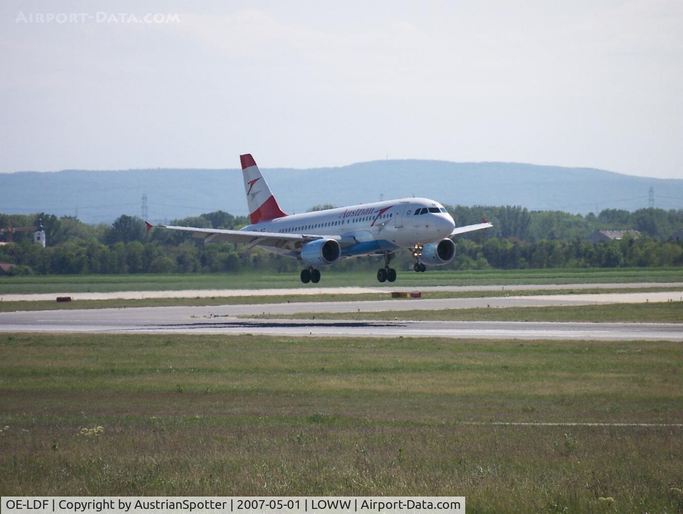 OE-LDF, 2005 Airbus A319-112 C/N 2547, Austrian