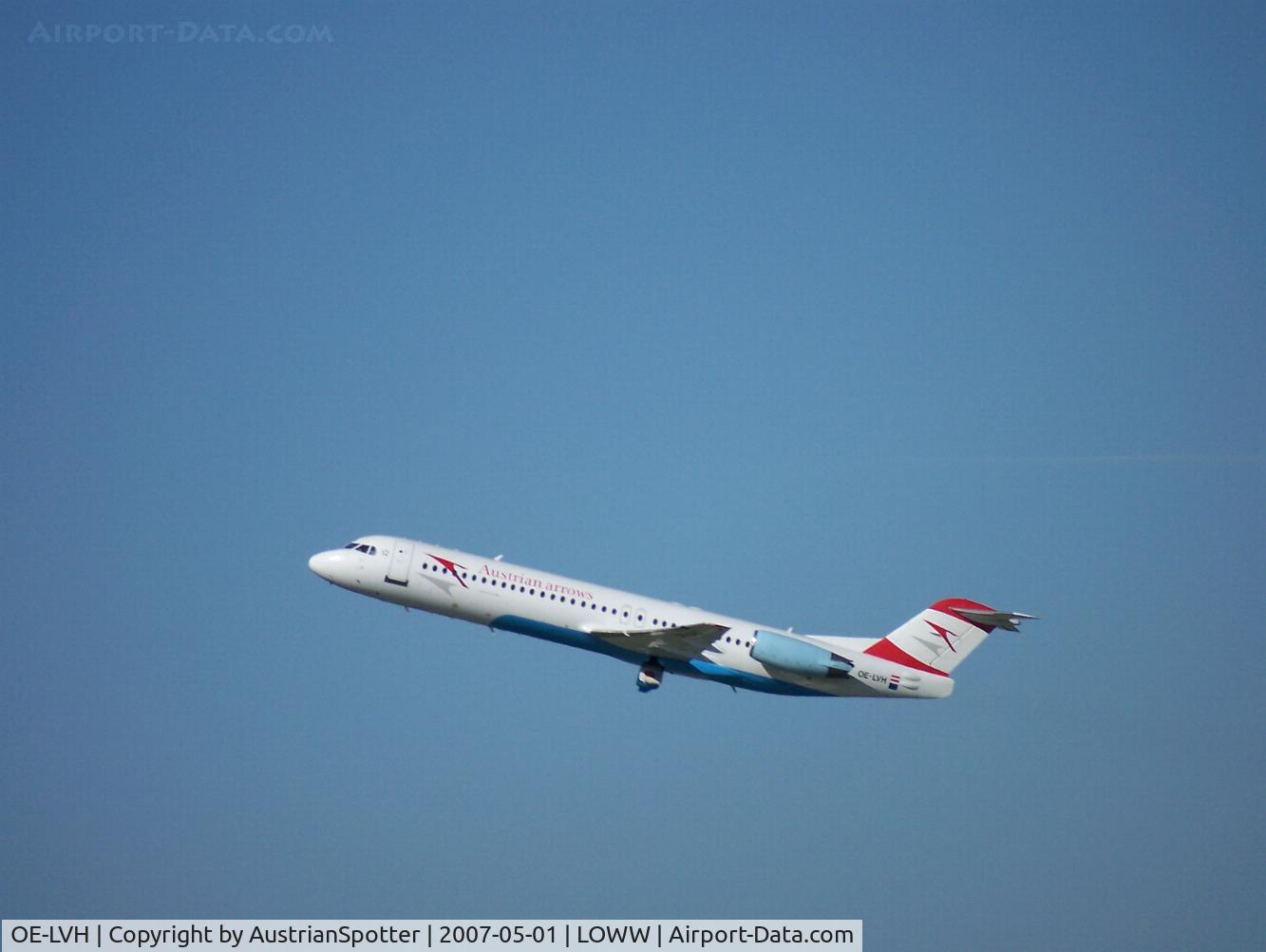 OE-LVH, 1993 Fokker 100 (F-28-0100) C/N 11456, Austrian Arrows