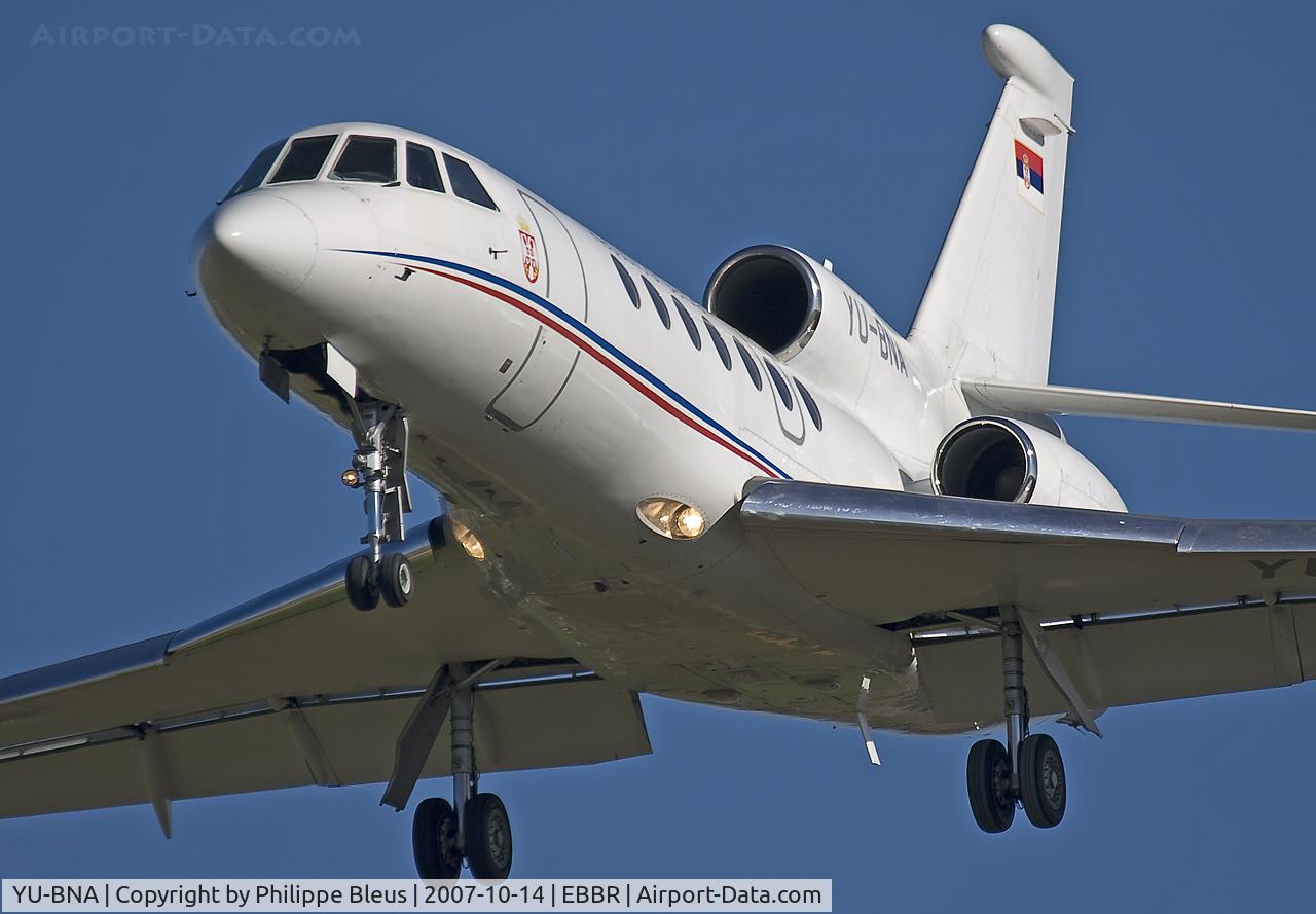 YU-BNA, 1981 Dassault Falcon 50 C/N 43, Government plane on short final rwy 25R. 500 mm handheld, Folks !