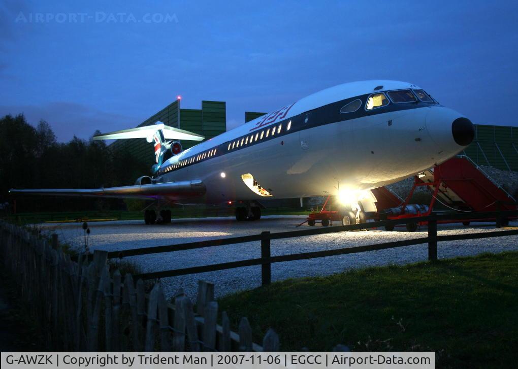 G-AWZK, 1971 Hawker Siddeley HS-121 Trident 3B-101 C/N 2312, Freight hold lighting now working