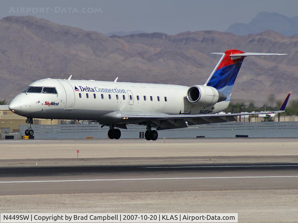 N449SW, 2002 Bombardier CRJ-200LR (CL-600-2B19) C/N 7699, Delta Connections - SkyWest / 2002 Bombardier Inc CL-600-2B19