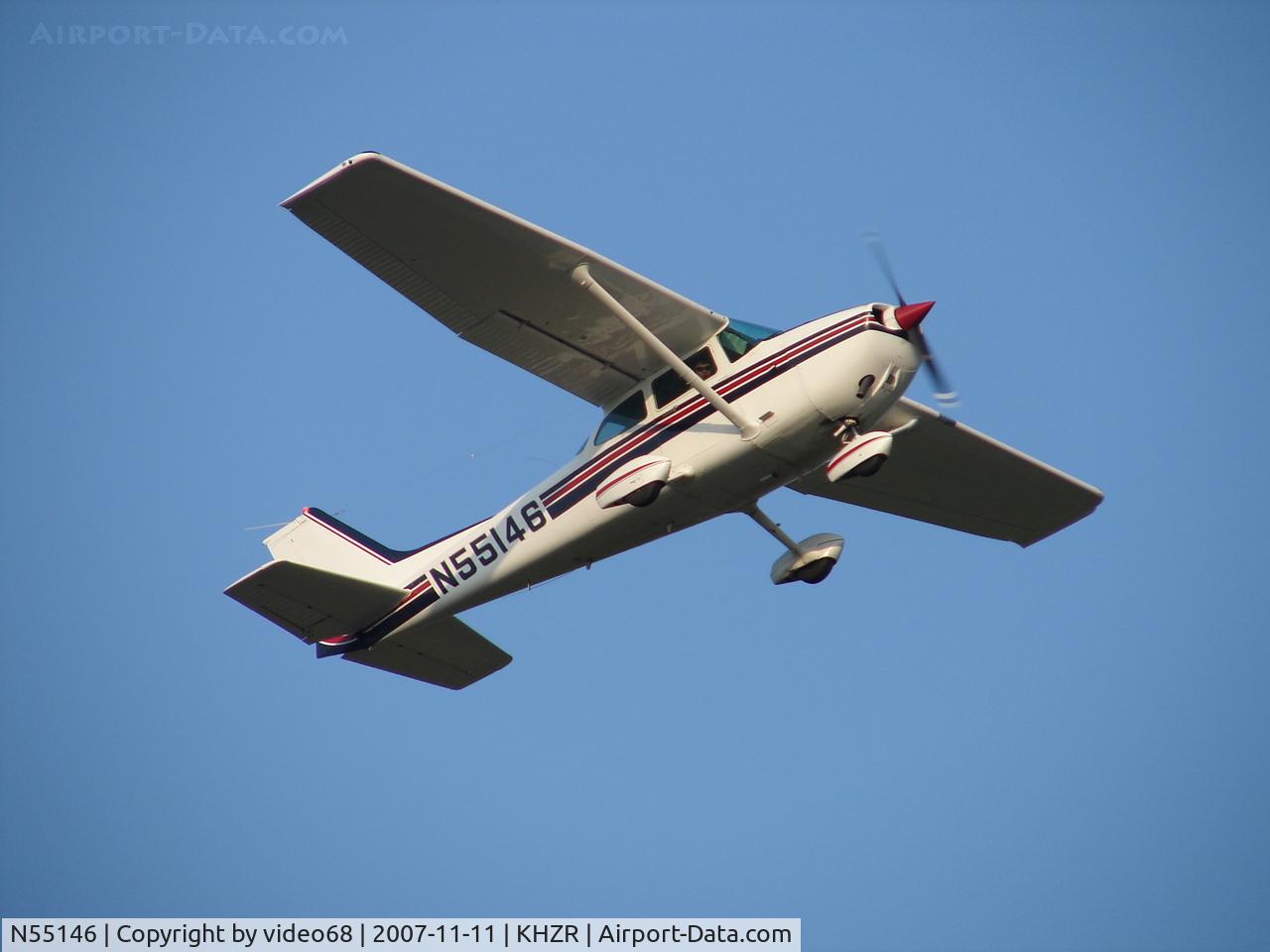 N55146, 1981 Cessna 172P C/N 17275119, Taking off from KHZR (New Roads, LA)