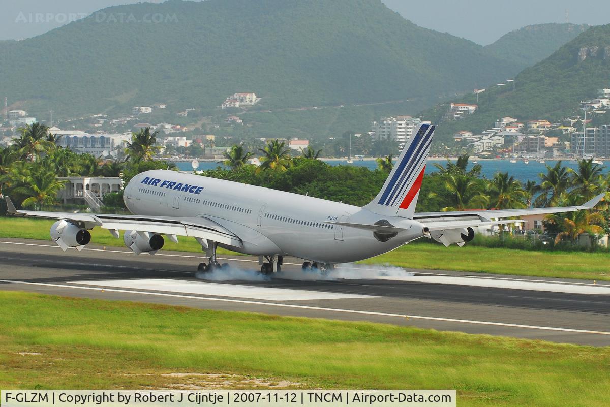 F-GLZM, 1998 Airbus A340-313X C/N 237, Touching down on the points !