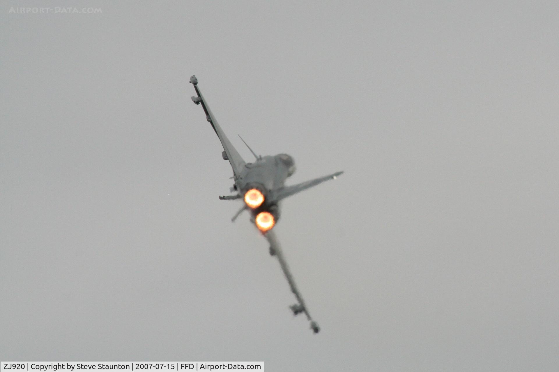 ZJ920, 2005 Eurofighter EF-2000 Typhoon FGR4 C/N 0067/BS011, Royal International Air Tattoo 2007