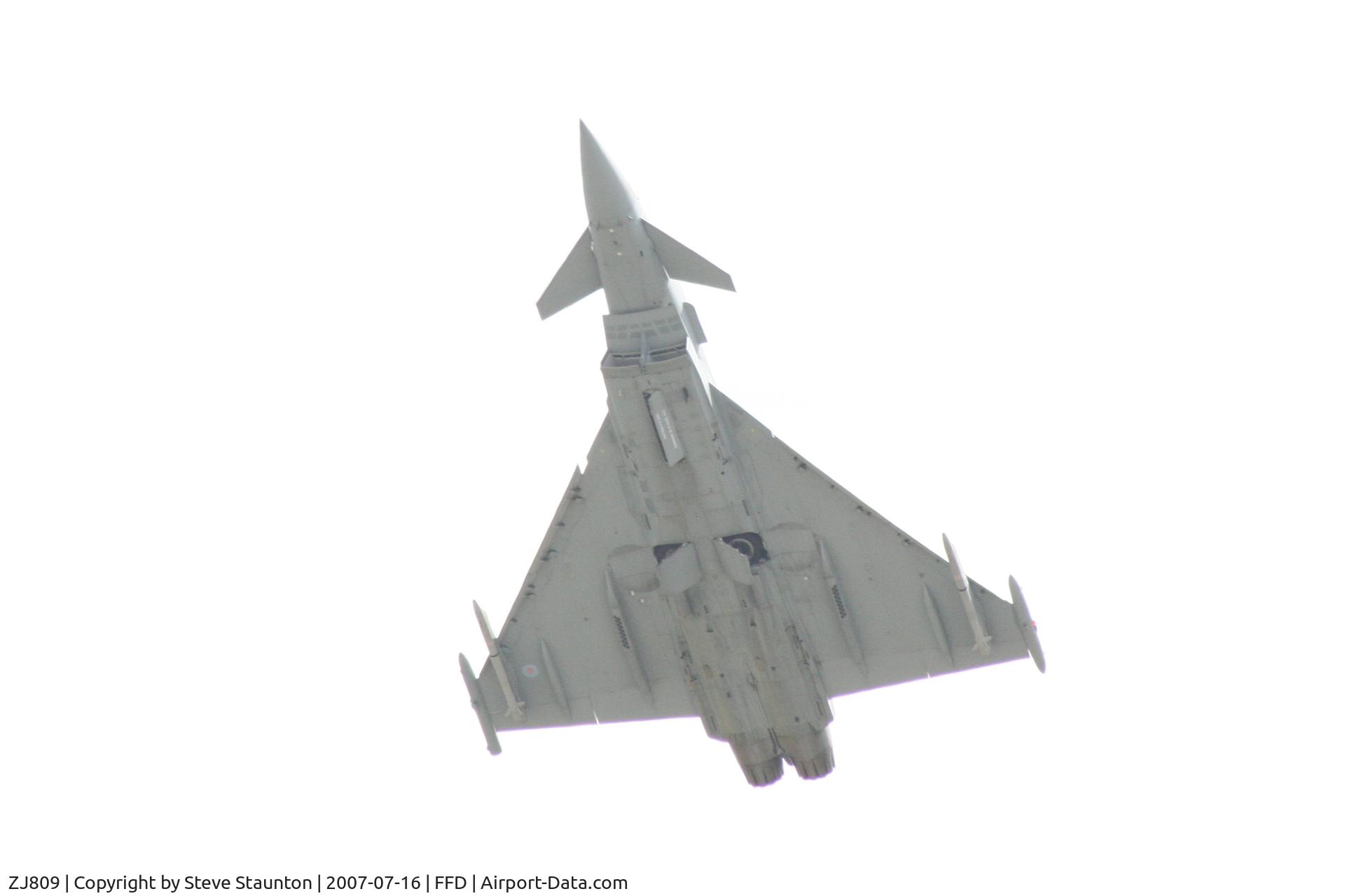 ZJ809, Eurofighter EF-2000 Typhoon T1 C/N 0032/BT010, Royal International Air Tattoo 2007