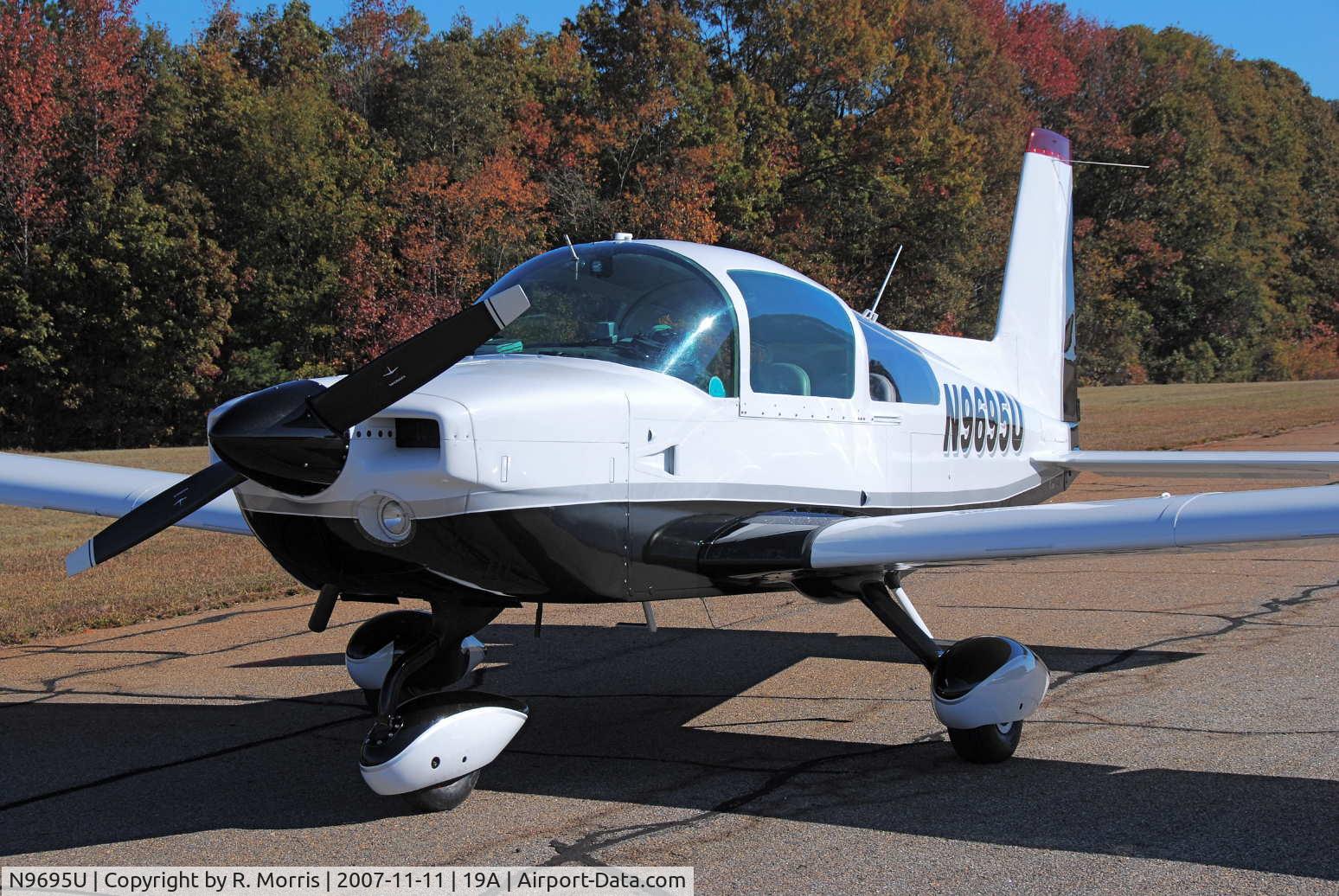 N9695U, 1975 Grumman American AA-5A Cheetah C/N AA5A-0061, N9695U at 19A