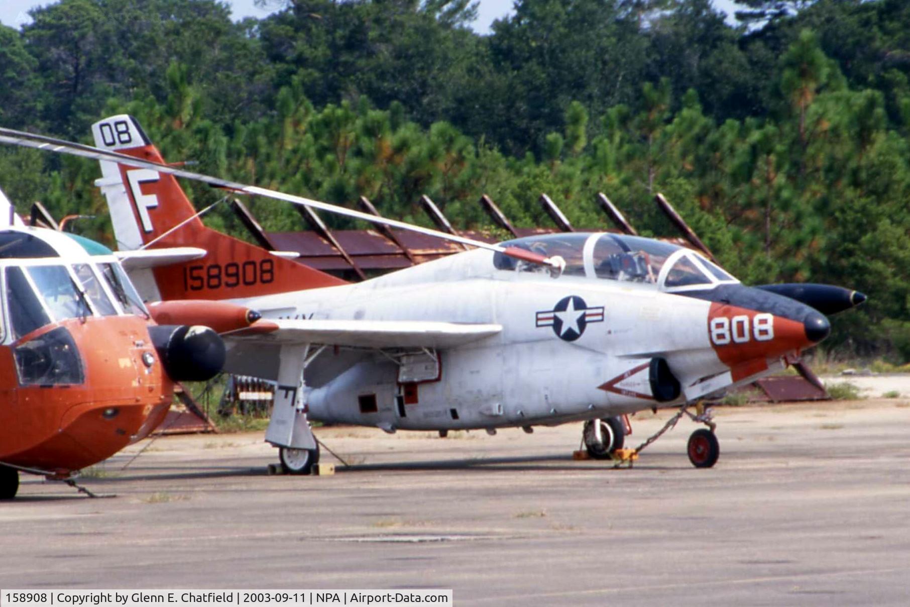 158908, Rockwell T-2C Buckeye C/N 352-33, T-2C at the National Museum of Naval Aviation