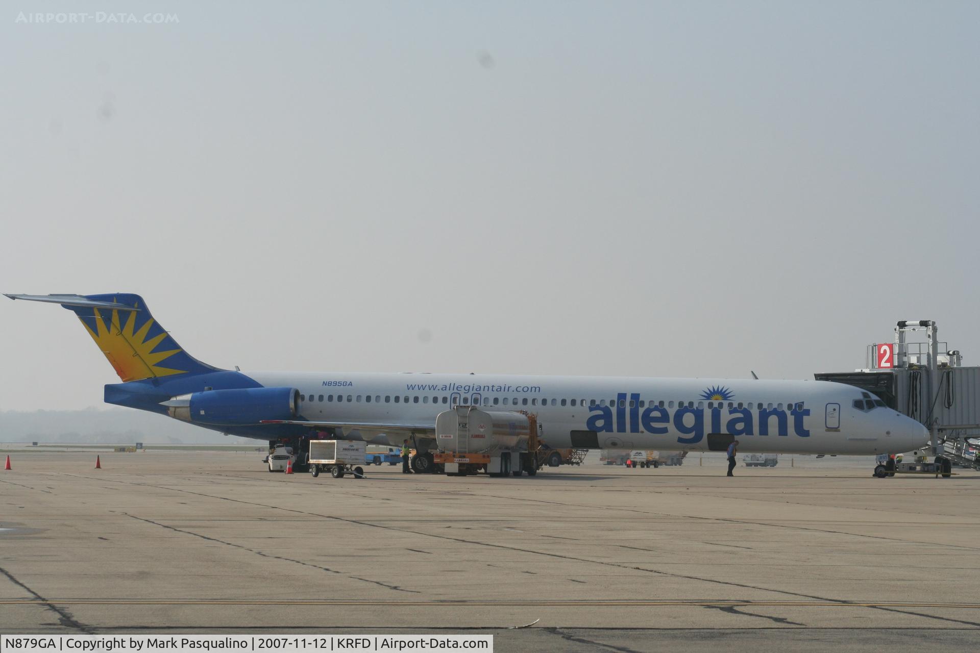 N879GA, 1996 McDonnell Douglas MD-83 (DC-9-83) C/N 53486, MD-83
