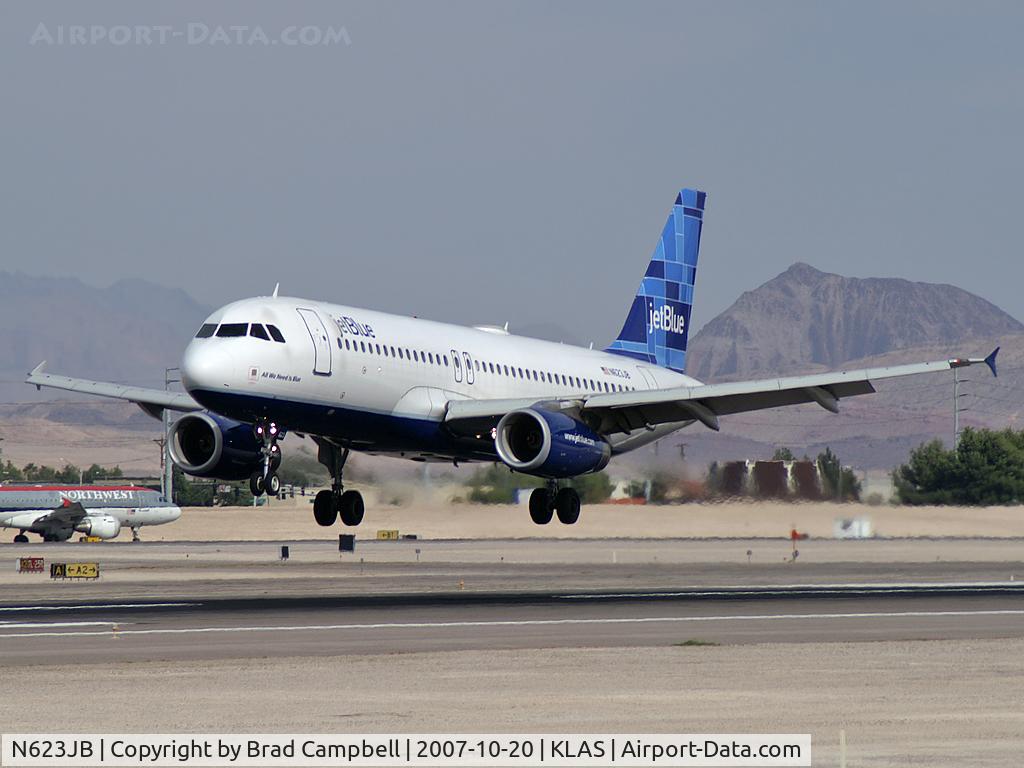 N623JB, 2005 Airbus A320-232 C/N 2504, jetBlue Airways - 'All We Need is Blue' / 2005 Airbus A320-232