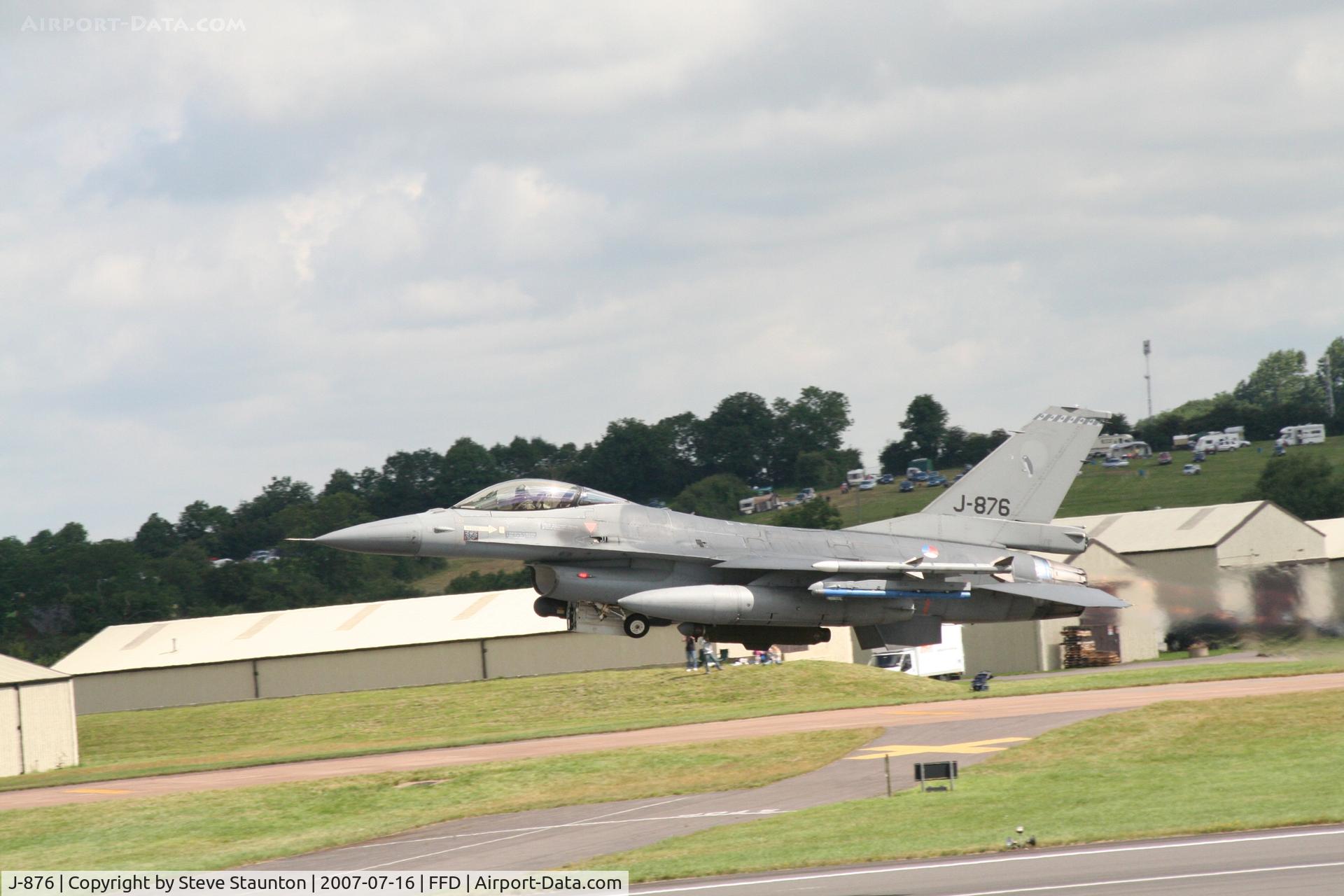 J-876, Fokker F-16AM Fighting Falcon C/N 6D-93, Royal International Air Tattoo 2007