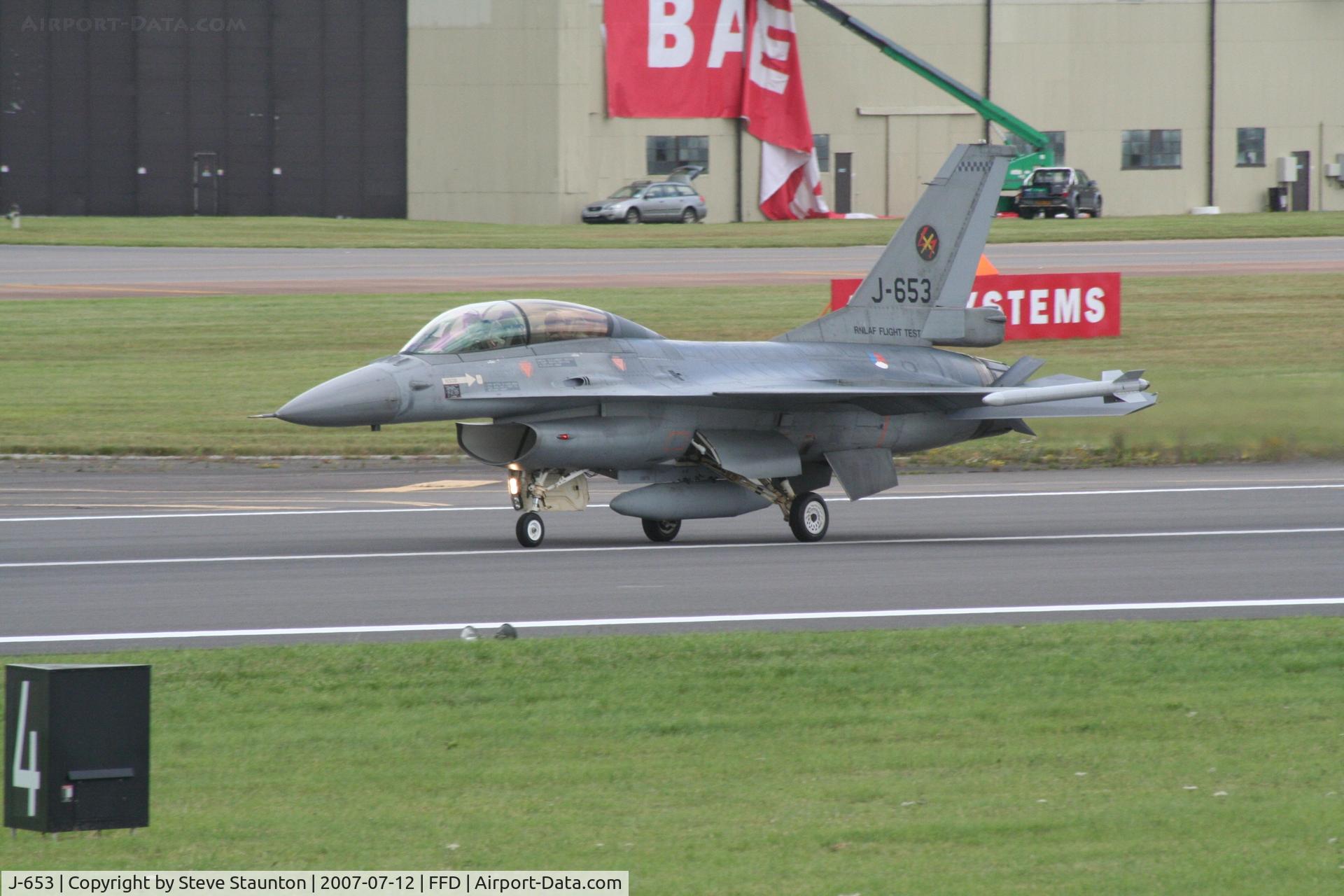 J-653, Fokker F-16B Fighting Falcon C/N 6E-18, Royal International Air Tattoo 2007