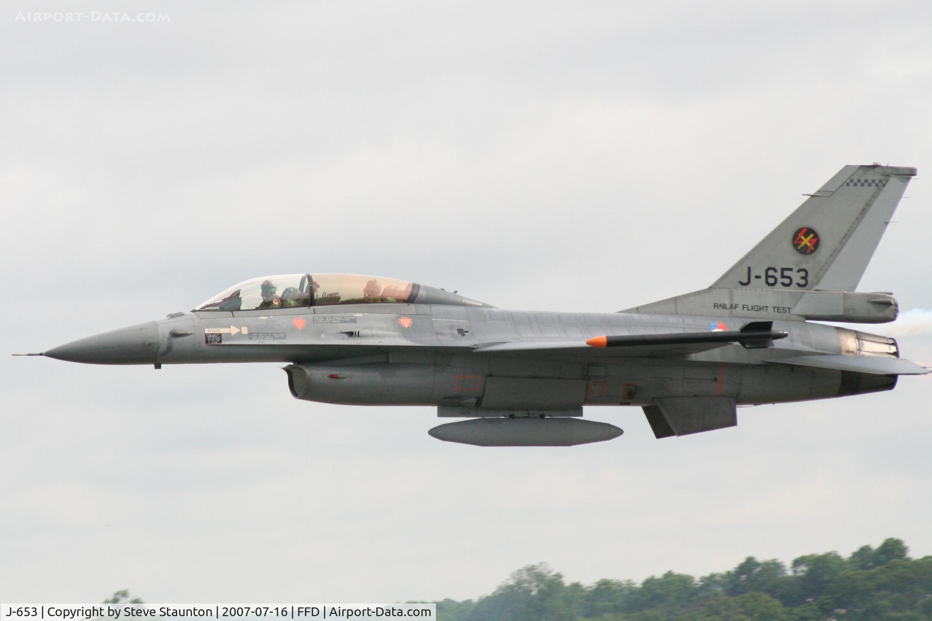 J-653, Fokker F-16B Fighting Falcon C/N 6E-18, Royal International Air Tattoo 2007
