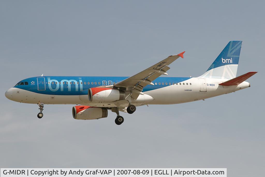 G-MIDR, 2002 Airbus A320-232 C/N 1697, BMI A320