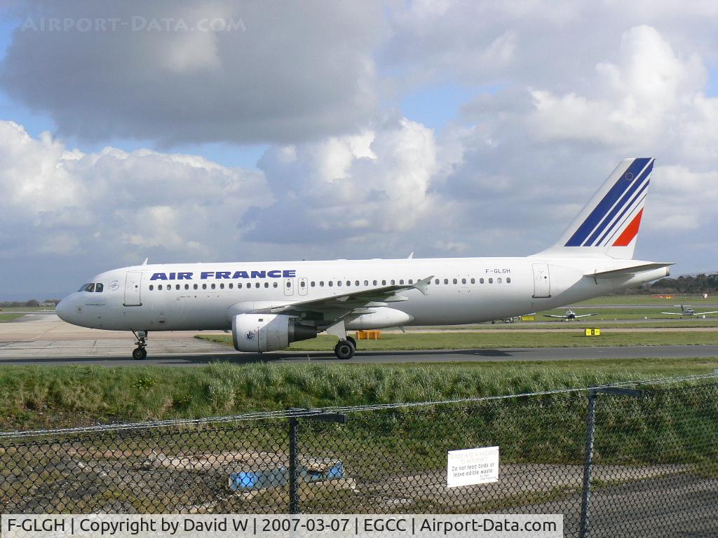 F-GLGH, 1991 Airbus A320-211 C/N 220, Just landed.