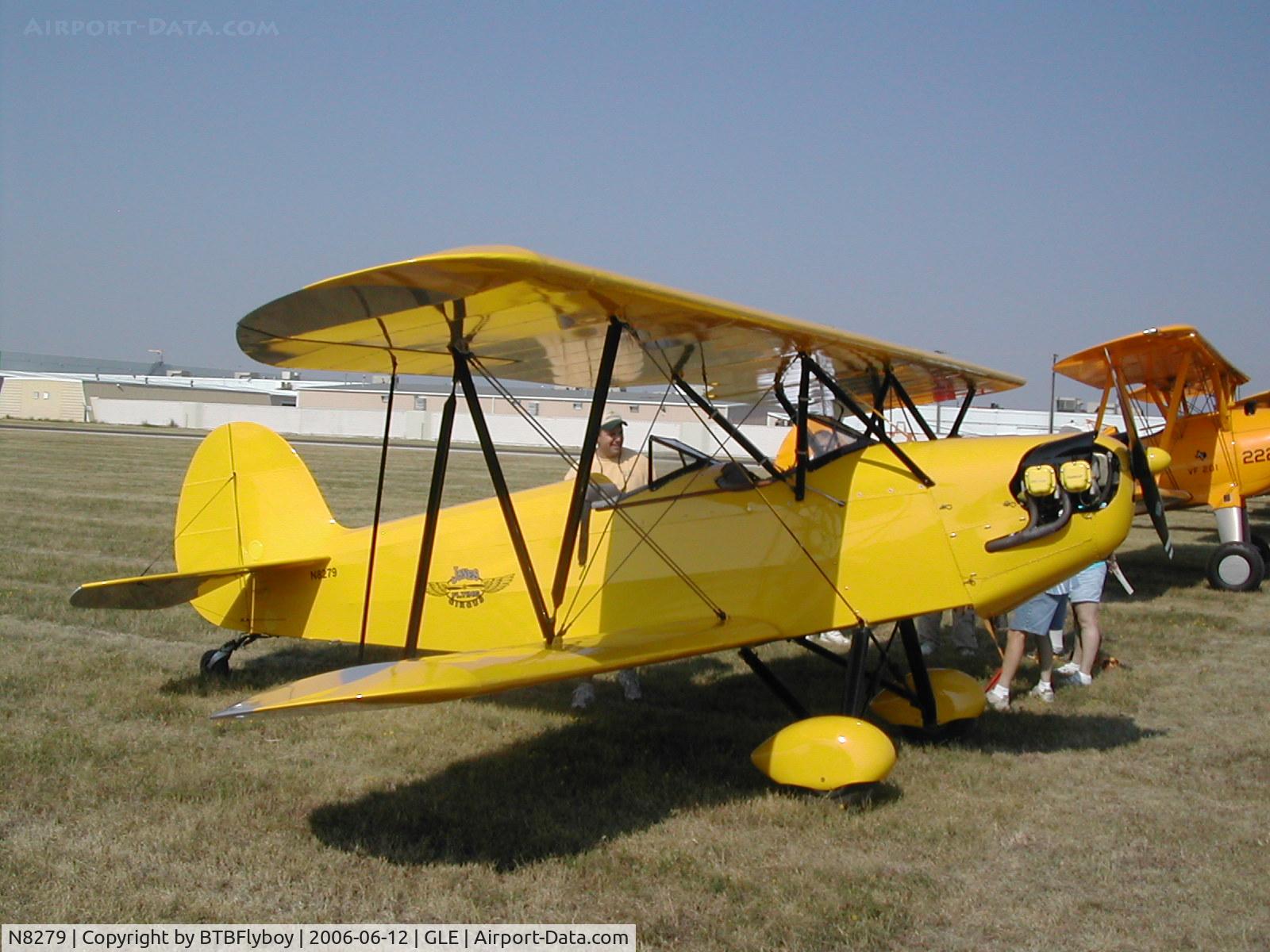N8279, 1975 Kelly CB-1 C/N 2, First plans built Hatz at 2006 Texas chapter AAA fly-in Gainesville, TX