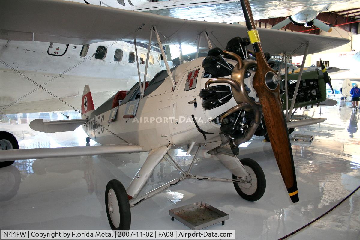 N44FW, Focke-Wulf Fw-44J Stieglitz C/N 138, FW44