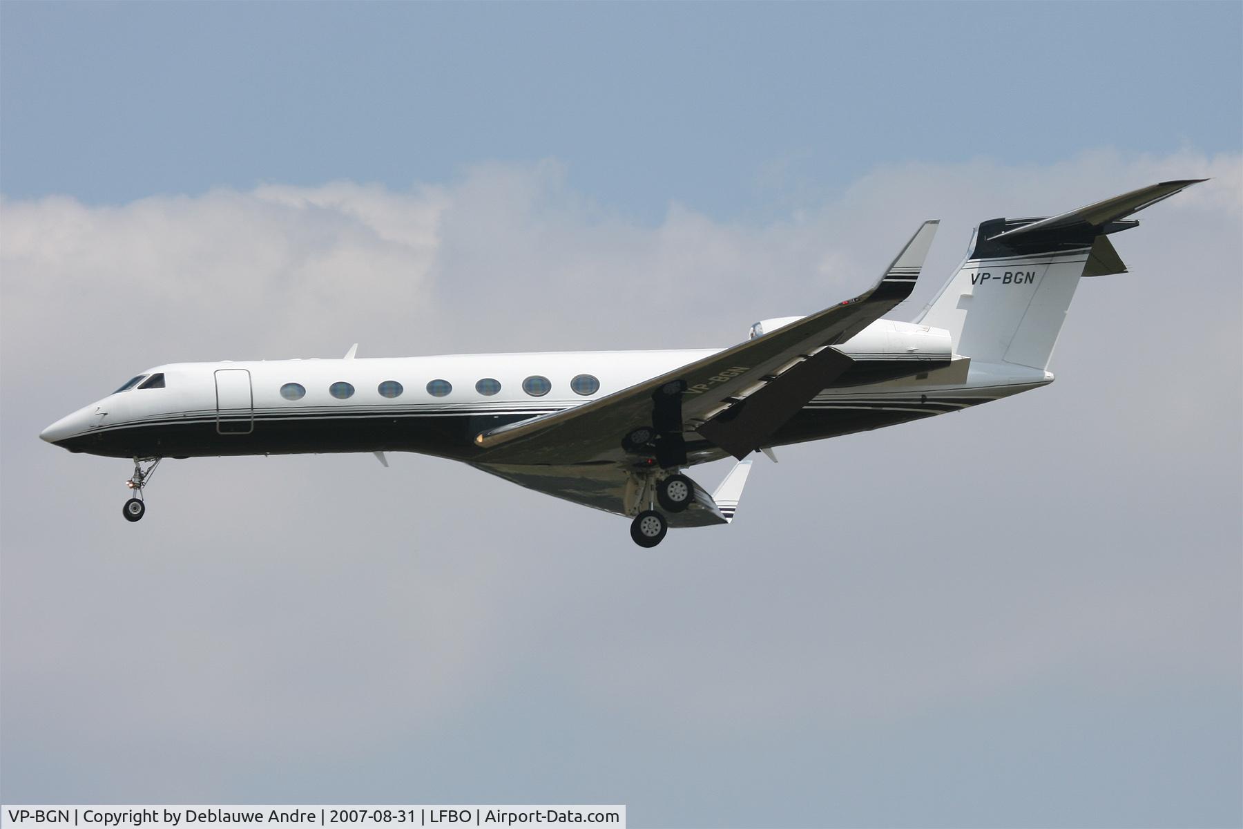 VP-BGN, 2003 Gulfstream Aerospace GV-SP (G550) C/N 5011, Unexpected guest at Toulouse-Blagnac