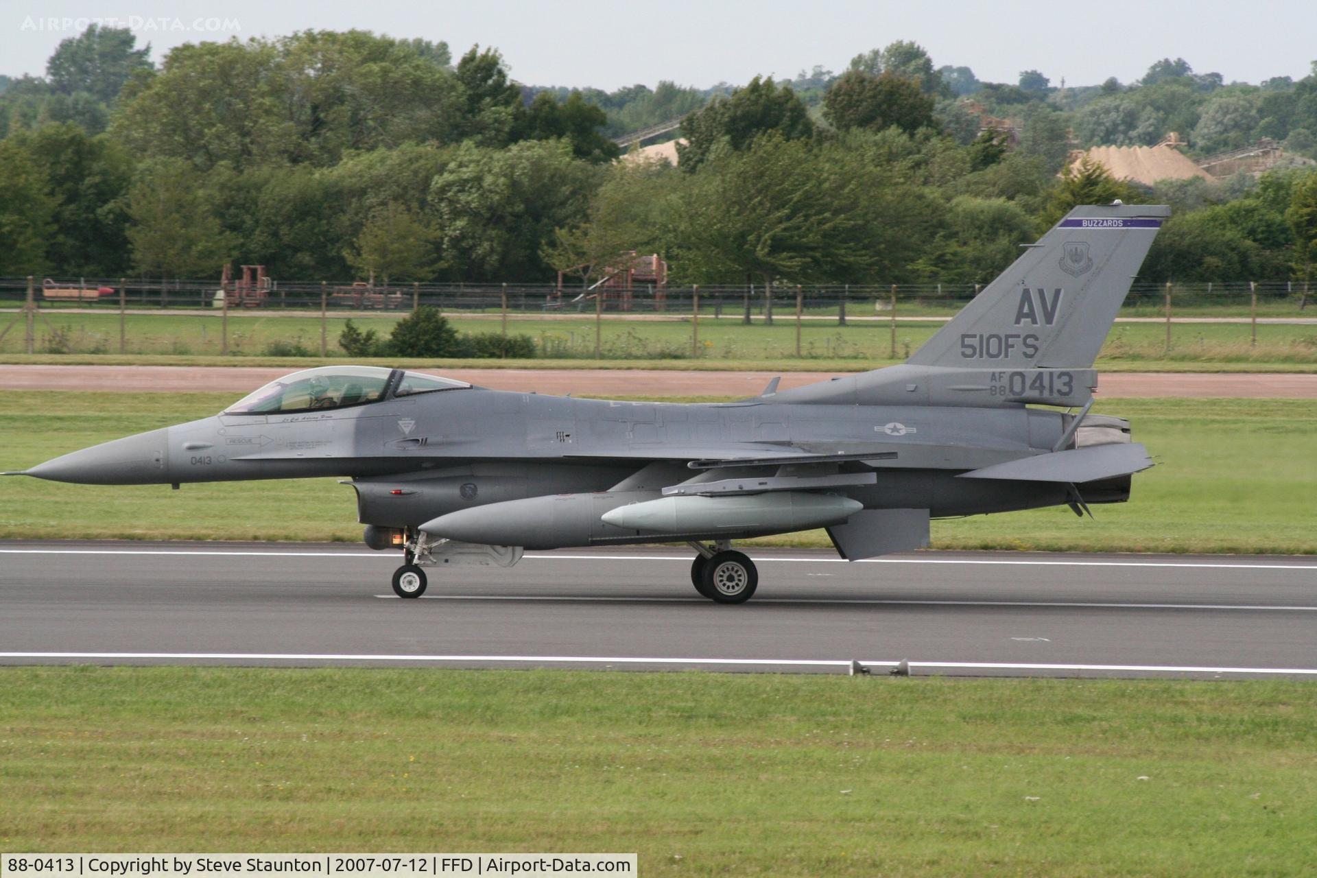 88-0413, 1988 General Dynamics F-16C Fighting Falcon C/N 1C-15, Royal International Air Tattoo 2007