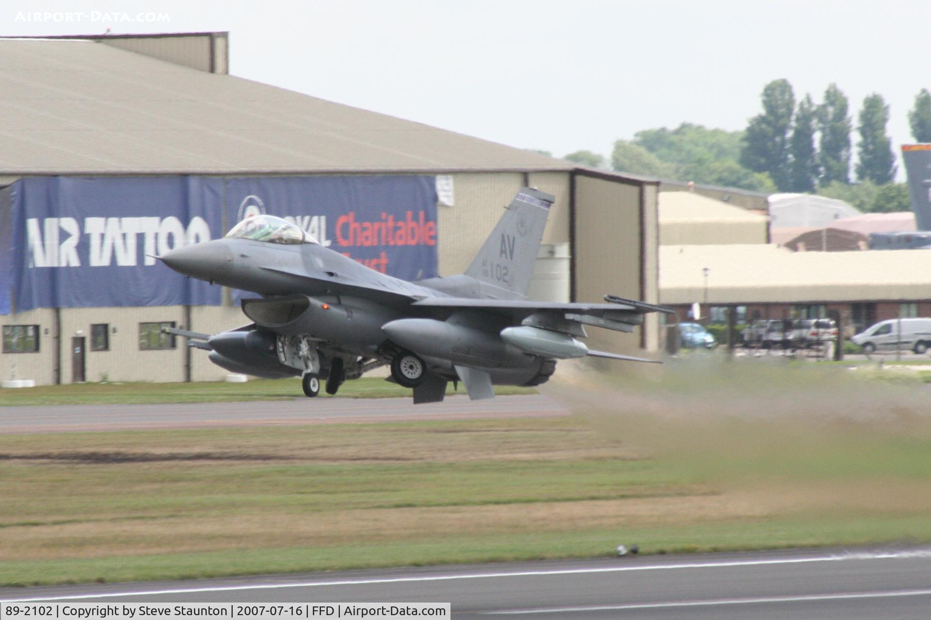89-2102, 1989 General Dynamics F-16CG Night Falcon C/N 1C-255, Royal International Air Tattoo 2007